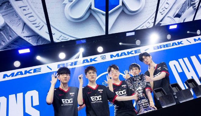 在西来电竞 在西来电竞